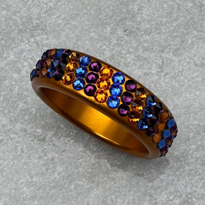 ANILLOS DE POLLA CON TACHUELAS DE CRISTALES DE SWAROVSKI